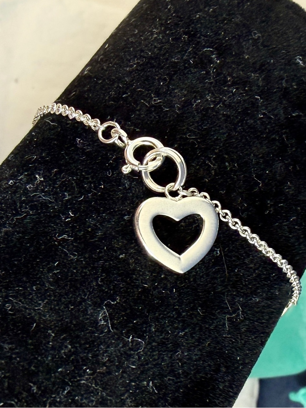 TIFFANY & CO. Sterling Silver Open Mini Solid 4 Hearts Bracelet; 7.75” w/ COA - Picture 12 of 14